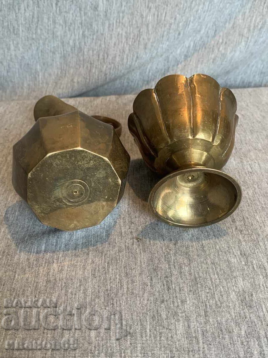 Livrarea Vase din alamă