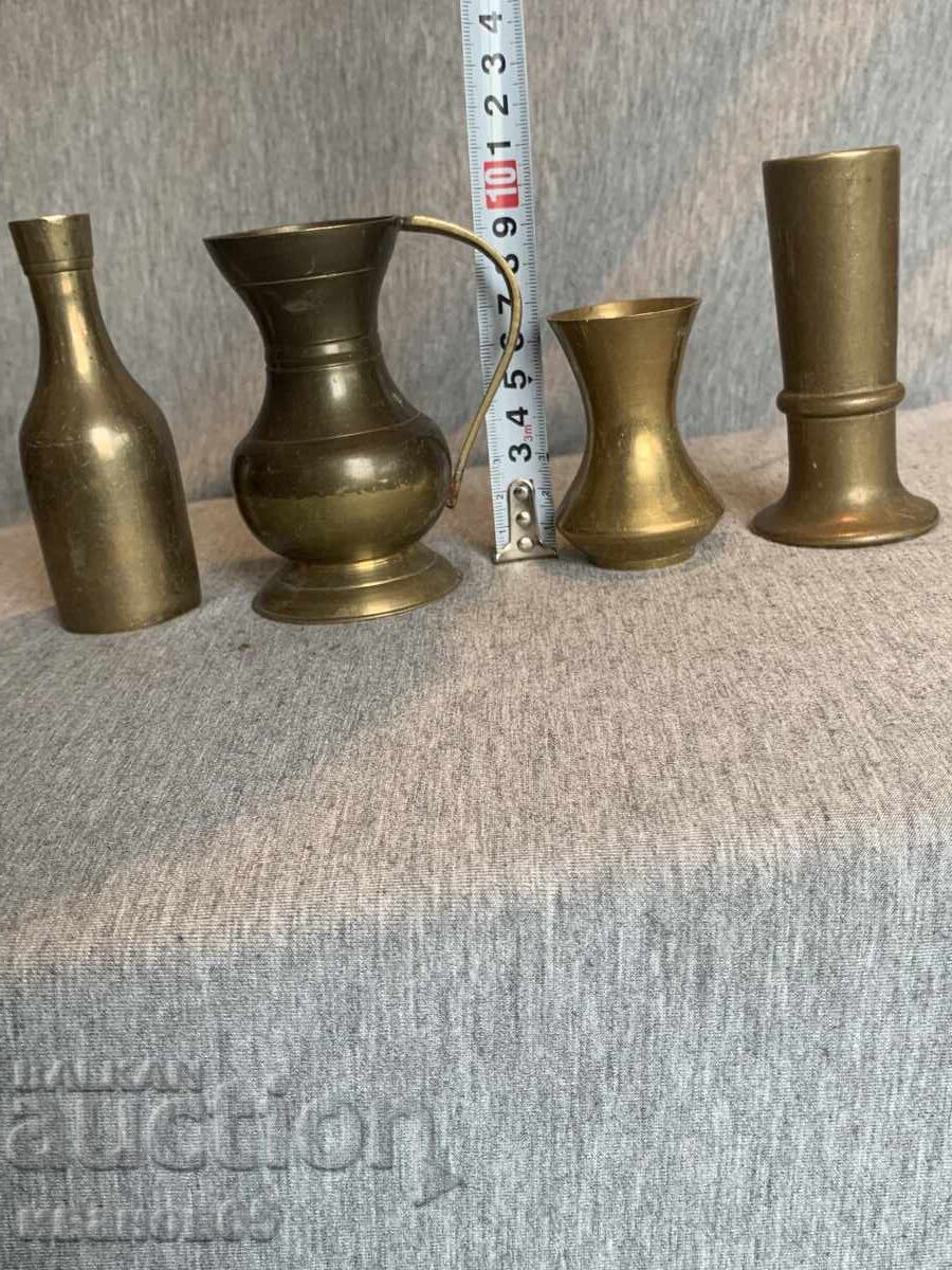 Vase din alamă cu preț 40.00 BGN | € 20.45