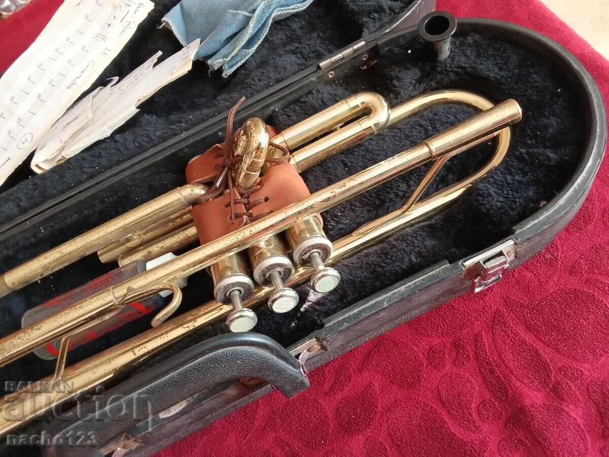 Τρομπέτα Jupiter - άριστη με τιμή 400.00 BGN | € 204.52