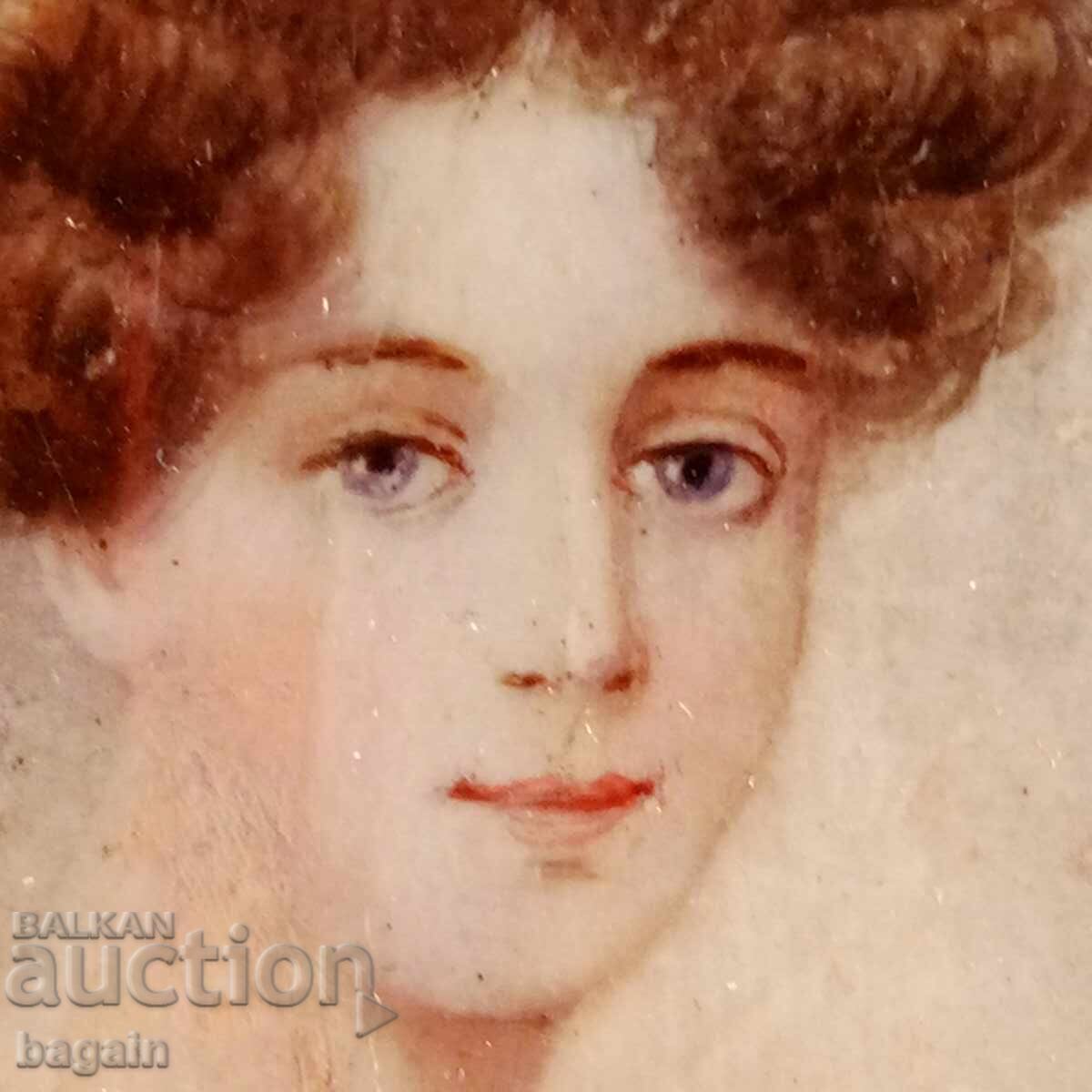 Доставка на Уникална миниатюра върху слонова кост.