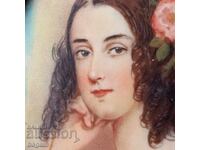 Portret de damă - miniatură pe fildeș