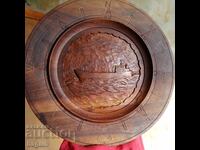 Sculptură unică în lemn. Flota comercială bulgară