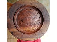 Sculptură unică în lemn. Flota comercială bulgară