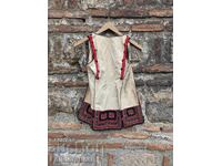 Γυναικείο γιλέκο (σαγιά) από το Κουμάνοβο πεδίο