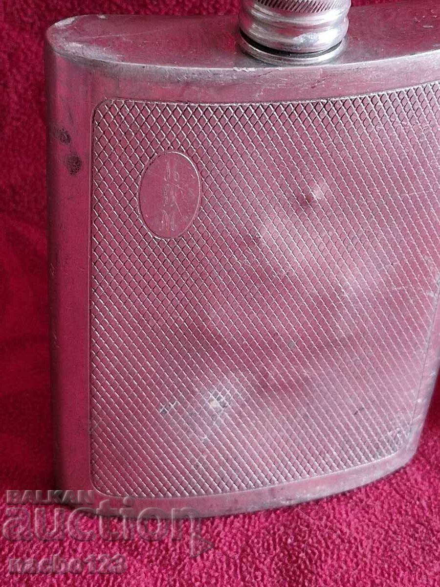 Auction  Metal whiskey flasks, 2 pieces