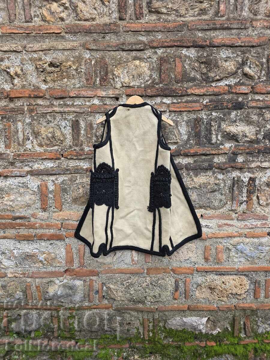 Женски елек (џубе) од носија на Скопска Црна Гора - 5