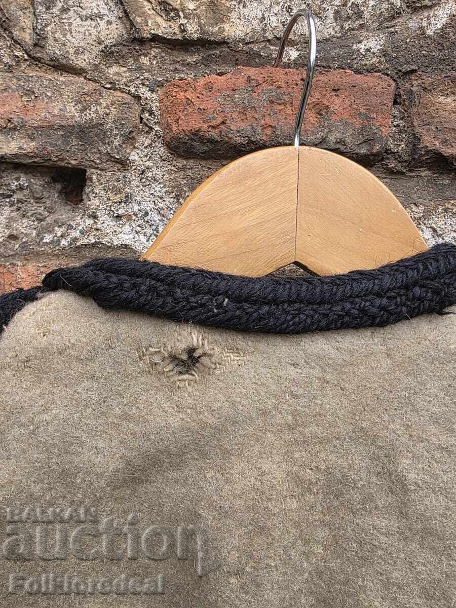 Женски елек (џубе) од носија на Скопска Црна Гора - 6