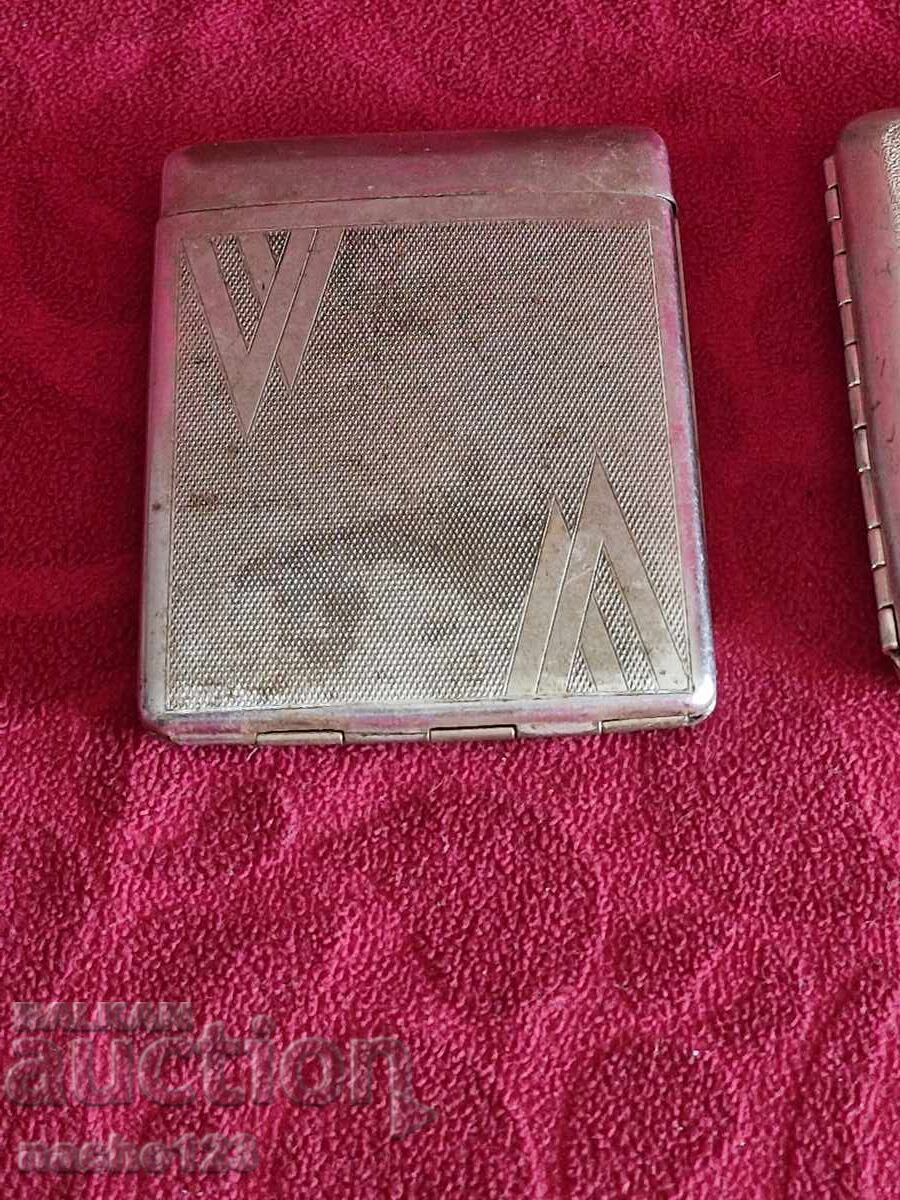 Tabachere - 2 bucăți cu preț € 7.67 | 15.00 BGN Tabachere - 2 bucăți cu preț € 7.67 | 15.00 BGN