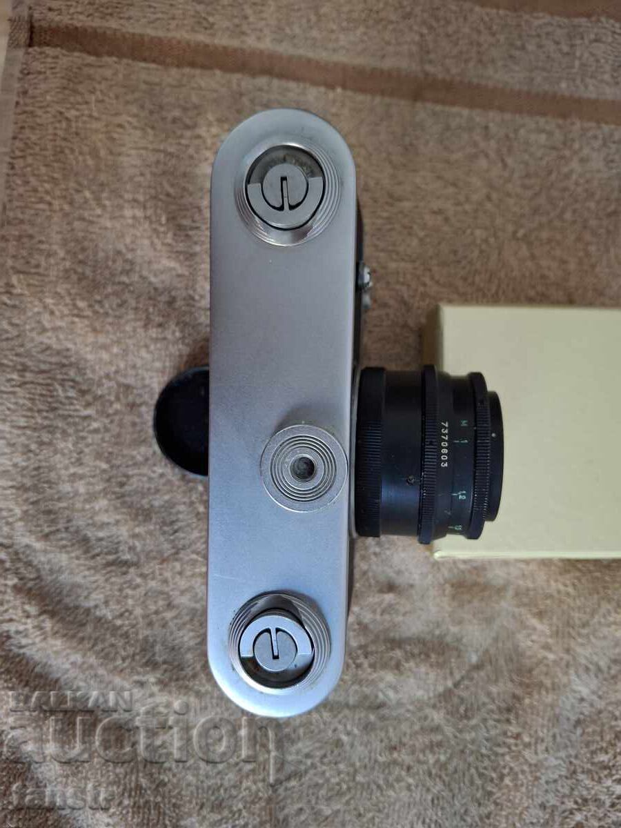 Delivery of Old camera ZORKI 4