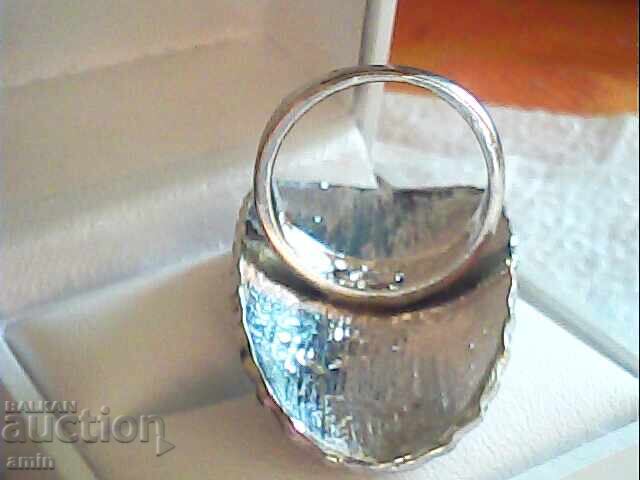 Auction a ring Auction a ring