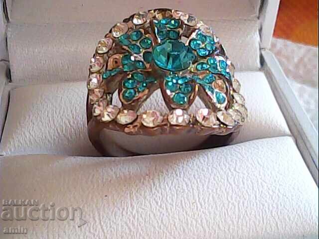 ένα δαχτυλίδι