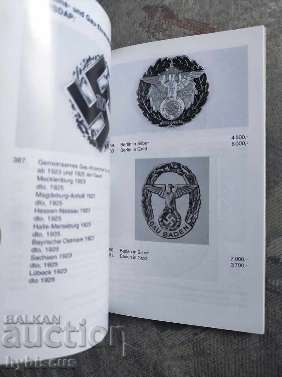 Delivery of Orders and Decorations of the "Third Reich" Delivery of Orders and Decorations of the "Third Reich"