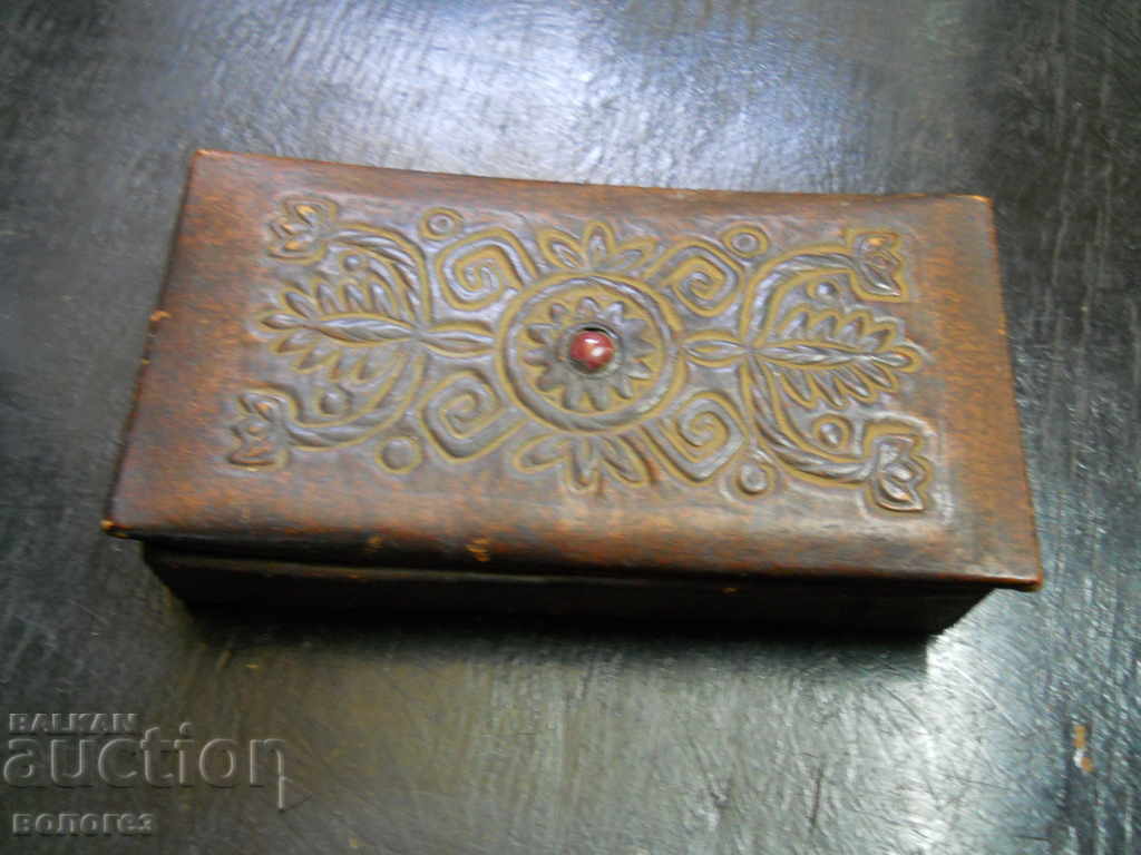 Antique jewelry box made of natural leather