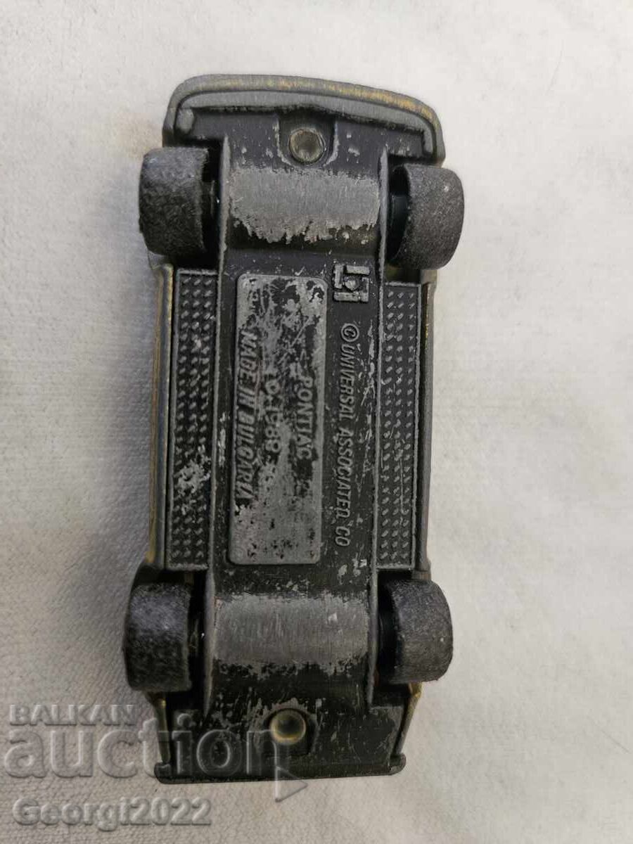 Auction  MATCHBOX BULGARIA PONTIAC