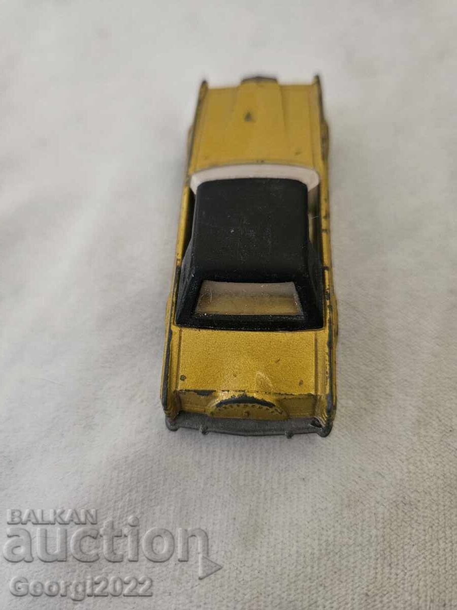 Delivery of MATCHBOX BULGARIA MATCHBOX BULGARIA LINCOLN CONTINENTAL