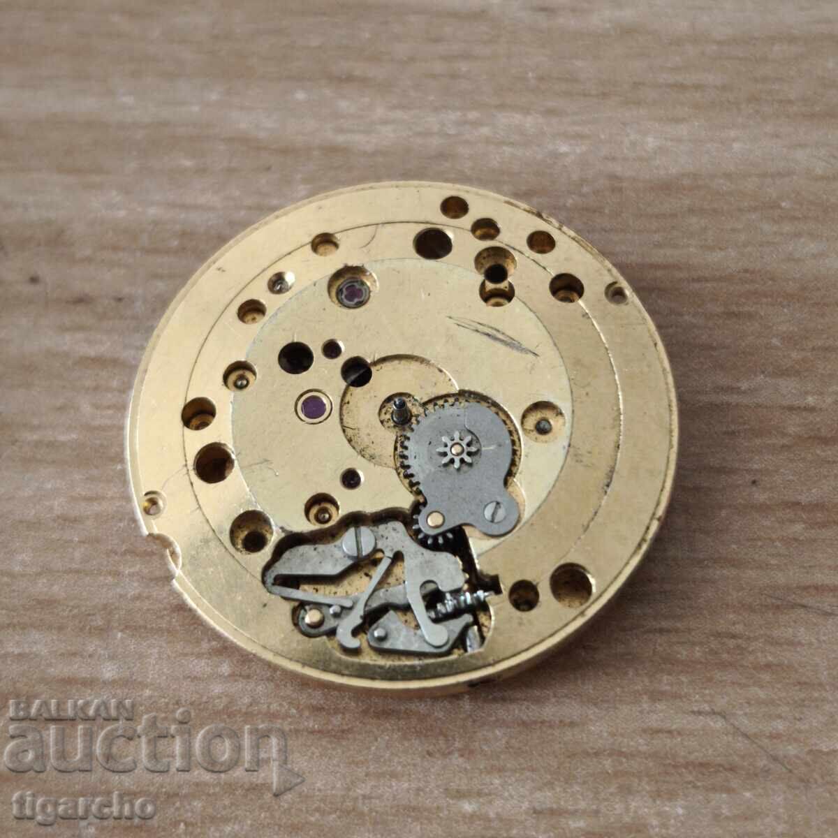 Movement for a men's watch Movement for a men's watch