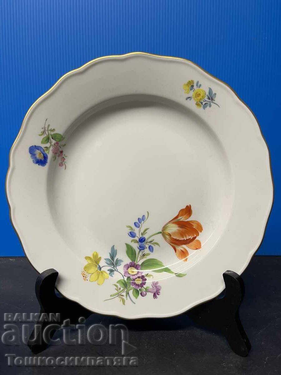 Delivery of Collectible Meissen Porcelain Delivery of Collectible Meissen Porcelain
