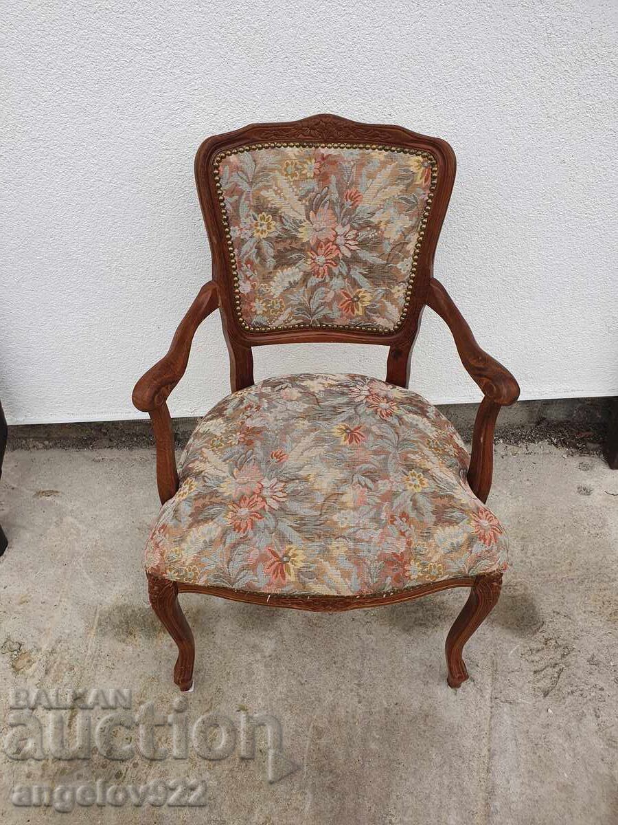 Scaun vintage din lemn masiv, frumos!!!