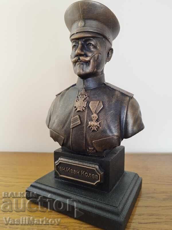 Аукцион Бюст на ген. Иван Колев