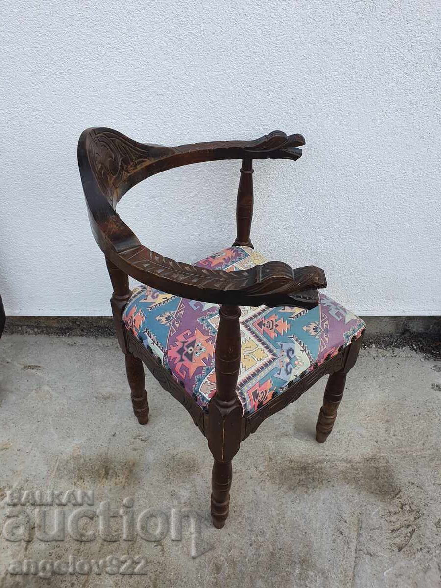 Όμορφο vintage ξύλινο γωνιακό σκαμπό μασίφ!!! - 5