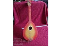 Ρετρό παιδική ξύλινη κιθάρα