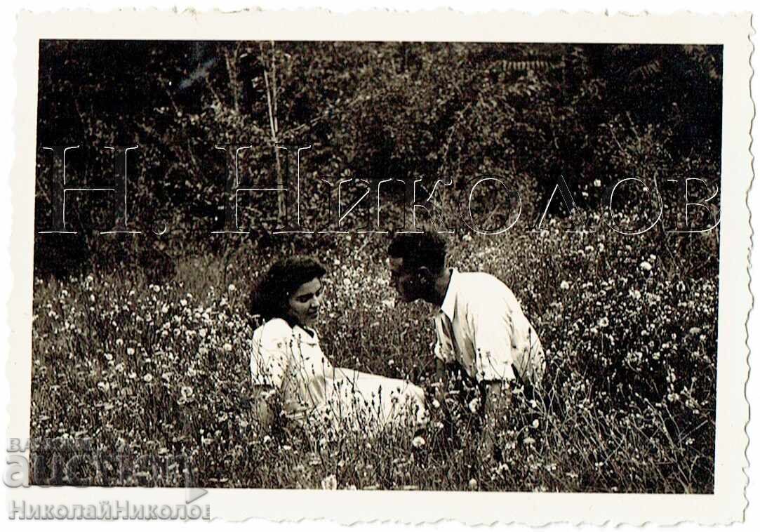 1941 АВГУСТ МАЛКА СТАРА СНИМКА ВАРНА МОРСКАТА ГРАДИНА Е615