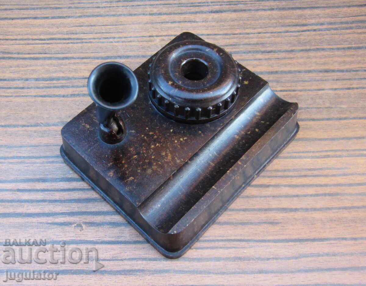 Old Bulgarian Bakelite Inkwell with Pen Rest with price 60.00 BGN | € 30.68