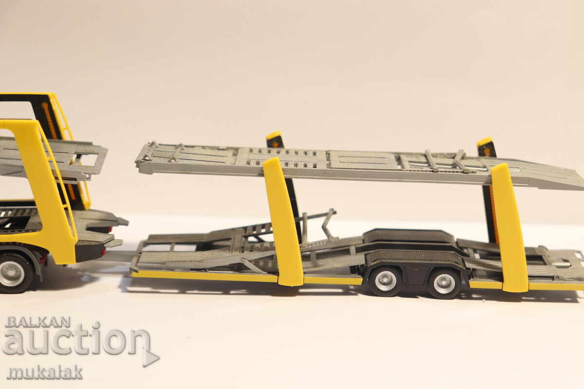 Auction HERPA H0 1/87 MAN TRUCK MODEL TRACTOR-TRAILER Auction HERPA H0 1/87 MAN TRUCK MODEL TRACTOR-TRAILER