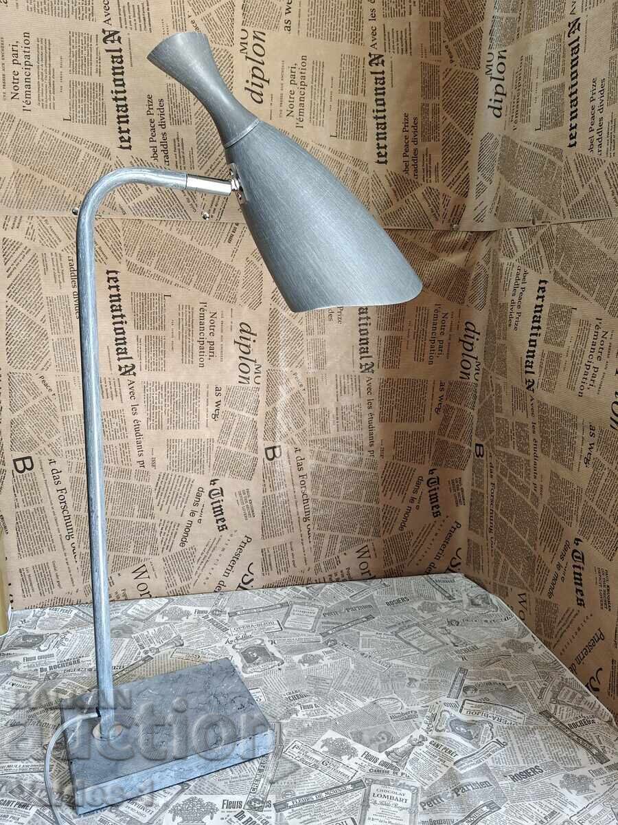 Винтидж лампа