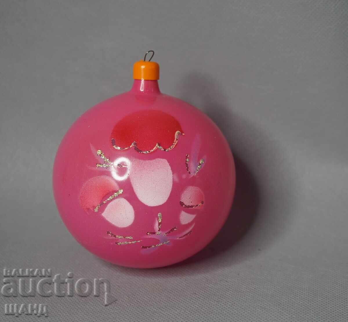 Figurină veche de jucărie din lut pentru mingea de pom de Crăciun Figurină veche de jucărie din lut pentru mingea de pom de Crăciun