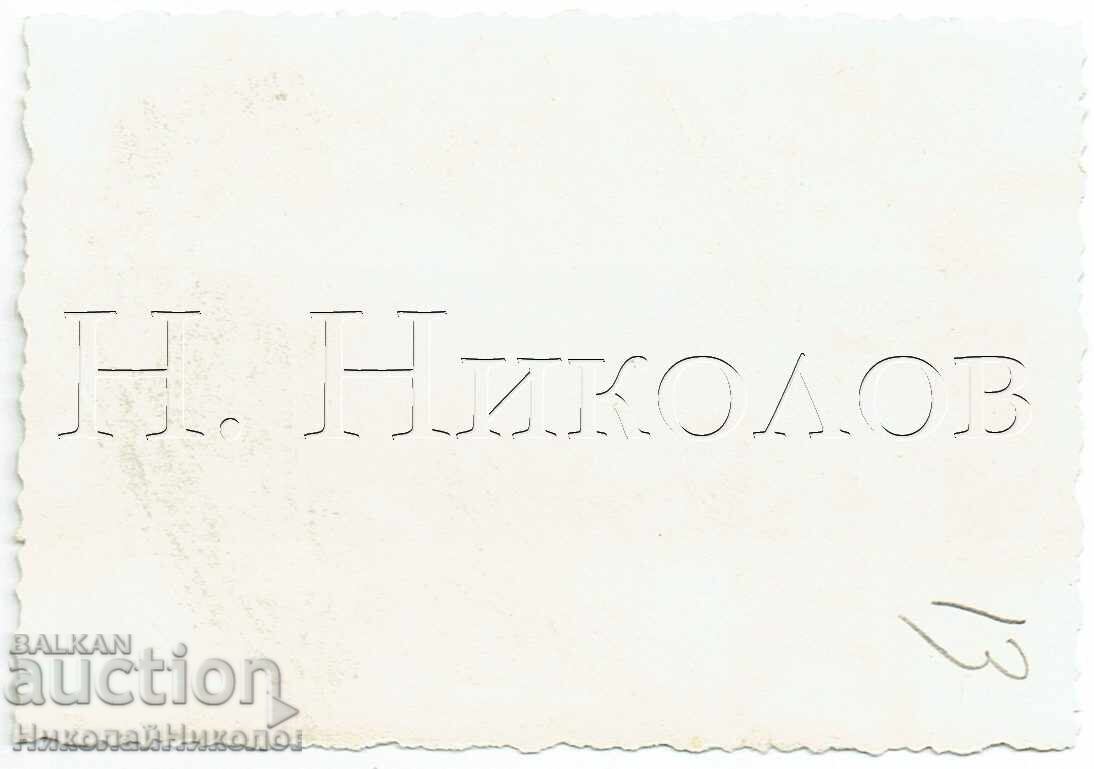 ΜΙΚΡΗ ΠΑΛΙΑ ΦΩΤΟΓΡΑΦΙΑ ΣΤΡΑΤΙΩΤΙΚΟΥ ΑΞΙΩΜΑΤΙΚΟΥ ΜΕ ΤΗ ΣΥΖΥΓΟ ΤΟΥ E637 με τιμή 2.50 BGN | € 1.28