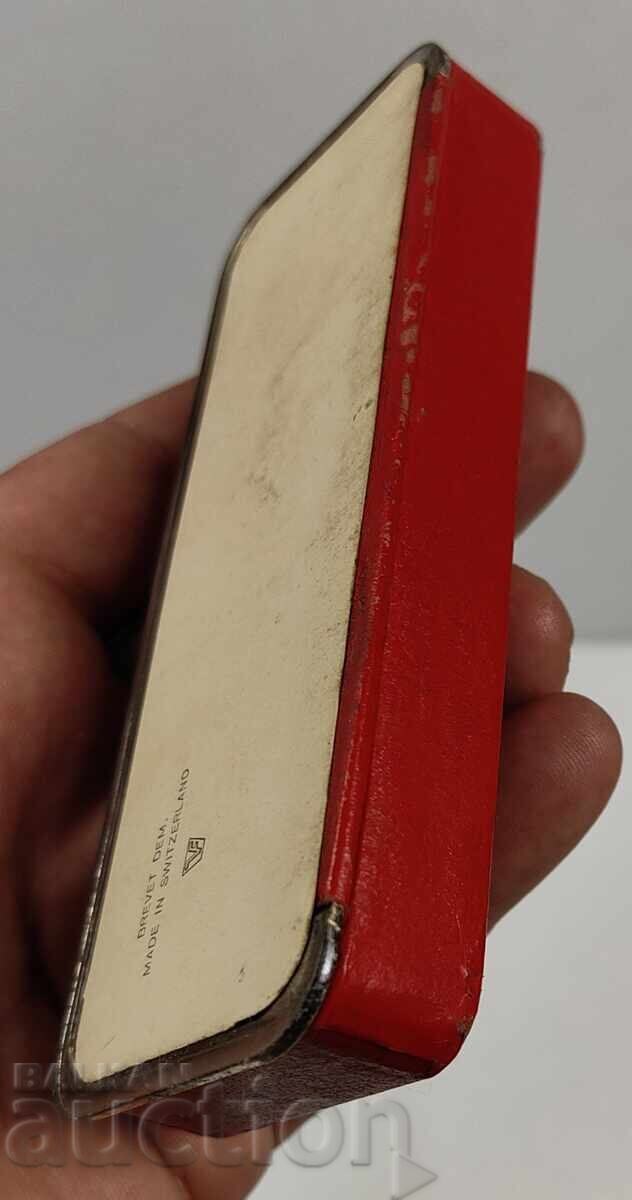 Delivery of OLD BOX Delivery of OLD BOX