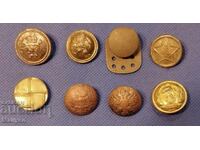 Lot of buttons and a carrier. .BZC. Starting at 1 lev