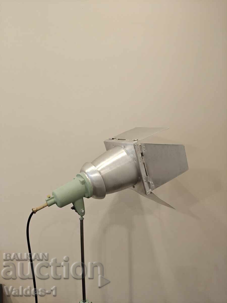 Vintage studio lighting - 7