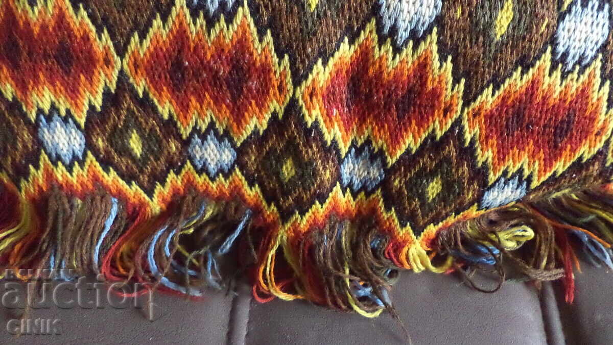 OLD WOOL BLANKET with price € 12.00 | 23.47 BGN OLD WOOL BLANKET with price € 12.00 | 23.47 BGN