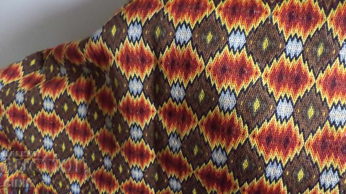 Auction OLD WOOL BLANKET Auction OLD WOOL BLANKET