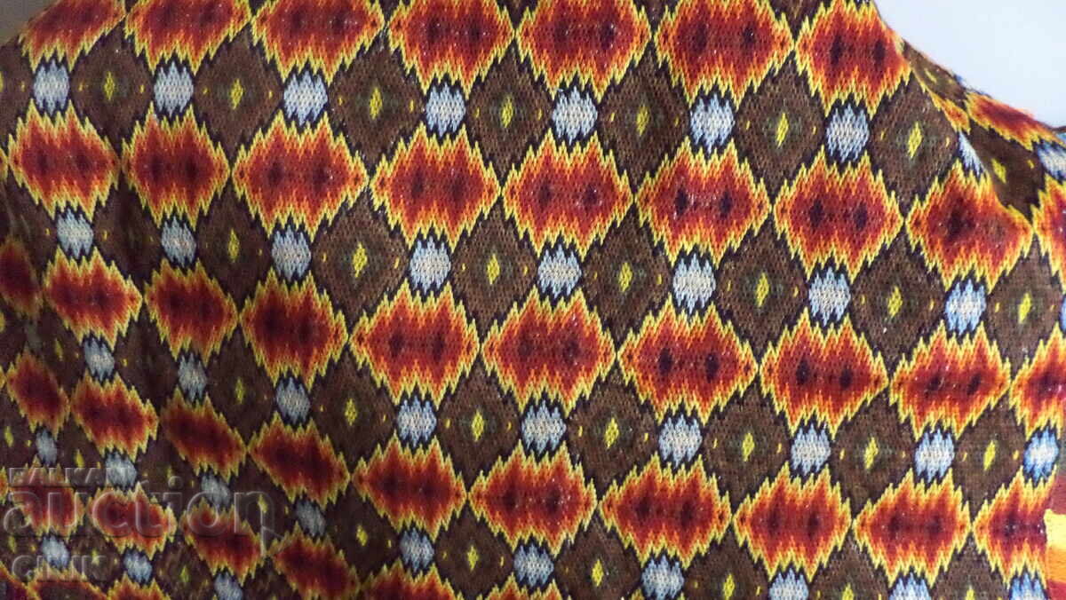 OLD WOOL BLANKET OLD WOOL BLANKET