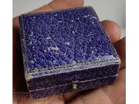 CUTIE VECHE CUTIUȚĂ