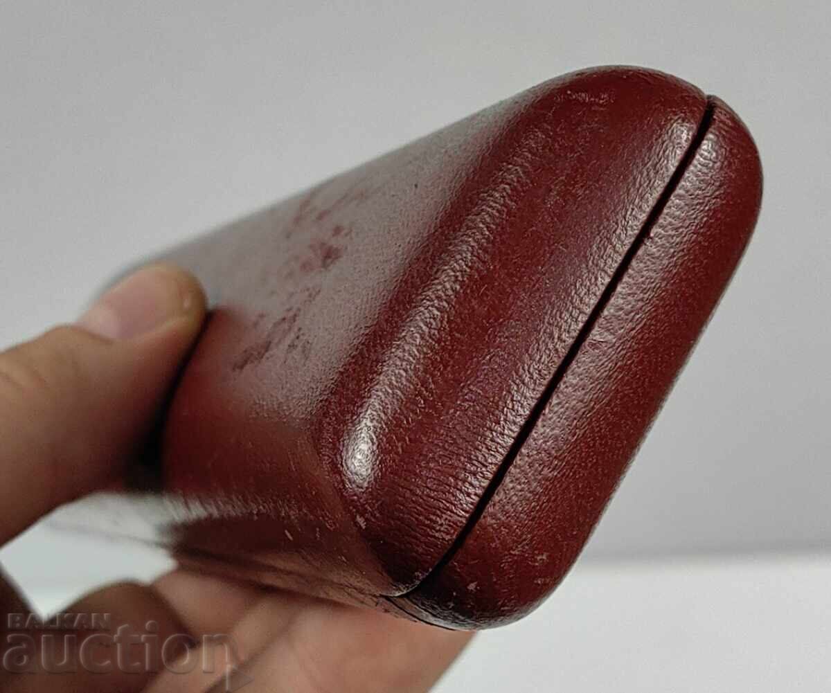 Delivery of OLD BOX Delivery of OLD BOX