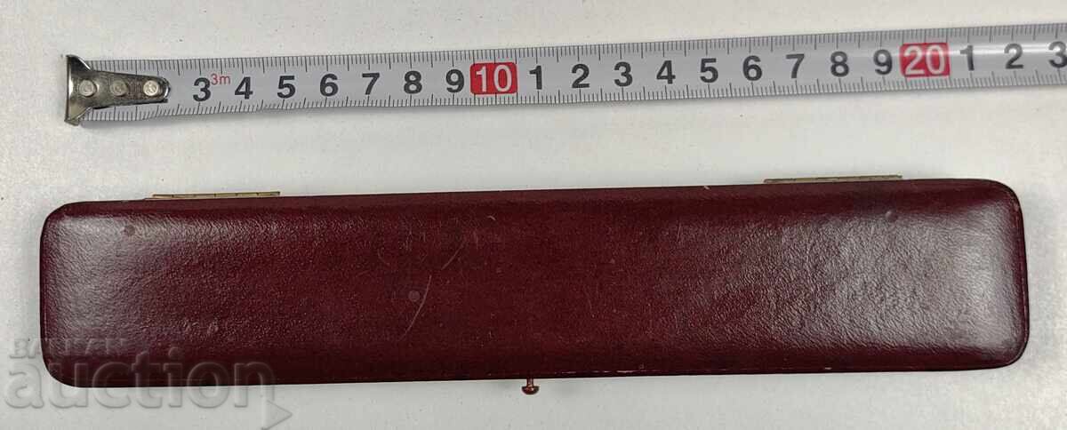 OLD BOX - 5 OLD BOX - 5