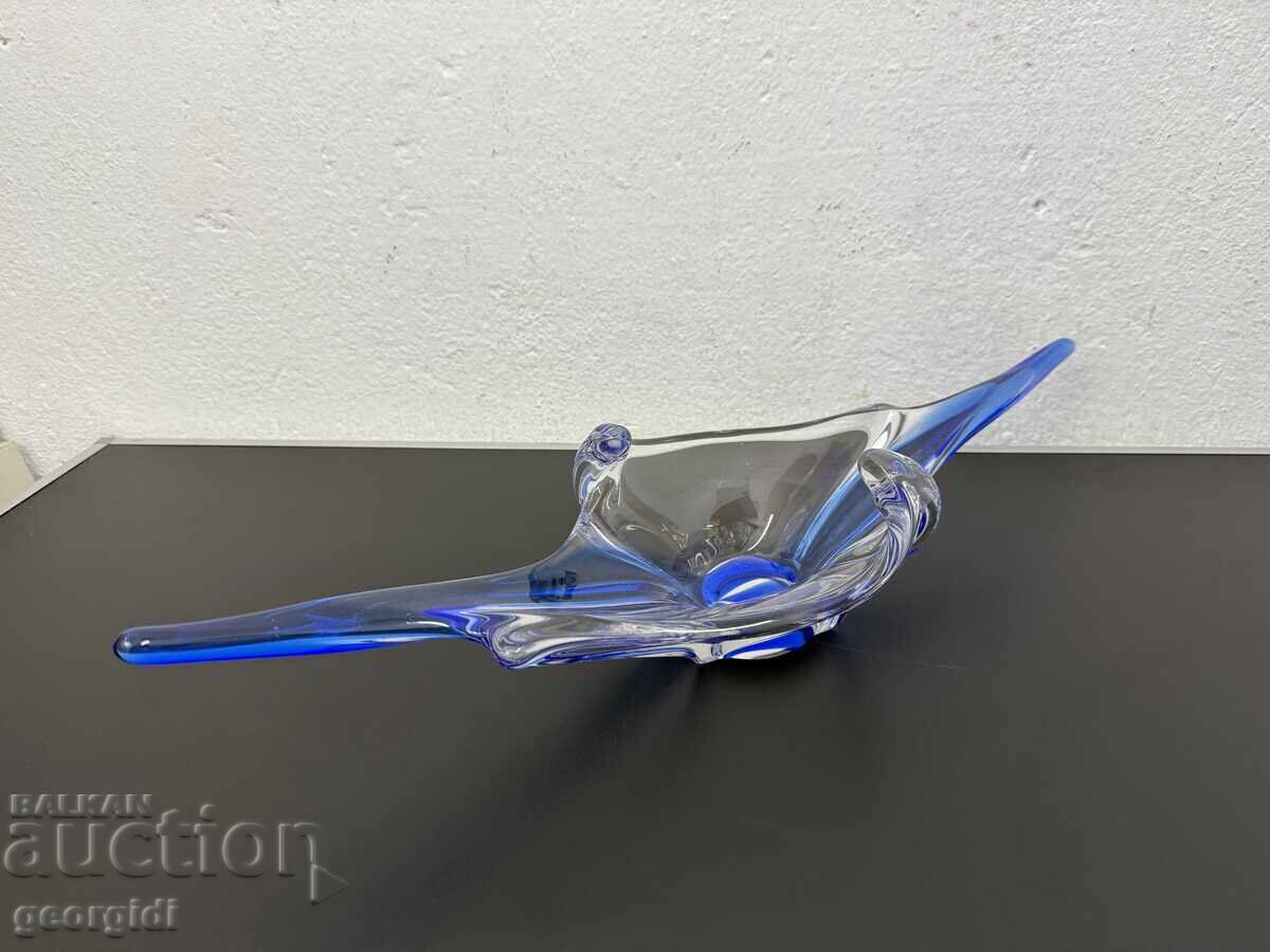 Auction  Sculptural bowl / fruit bowl. No. 7680