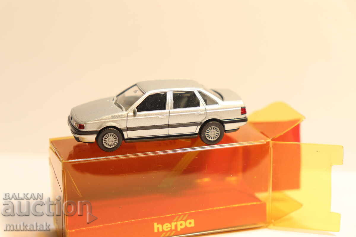 HERPA H0 1/87 VW PASSAT CAR TRUCK MODEL