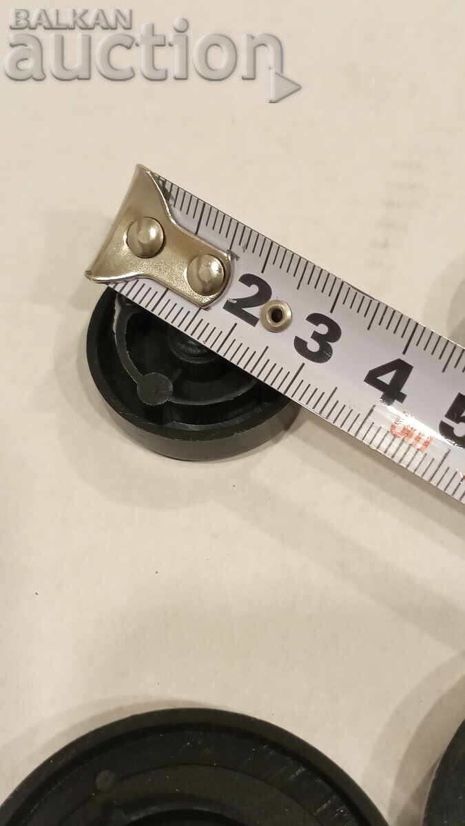 Κρατητήρες (βήματα) από ηχητική τεχνική με τιμή 8.00 BGN | € 4.09