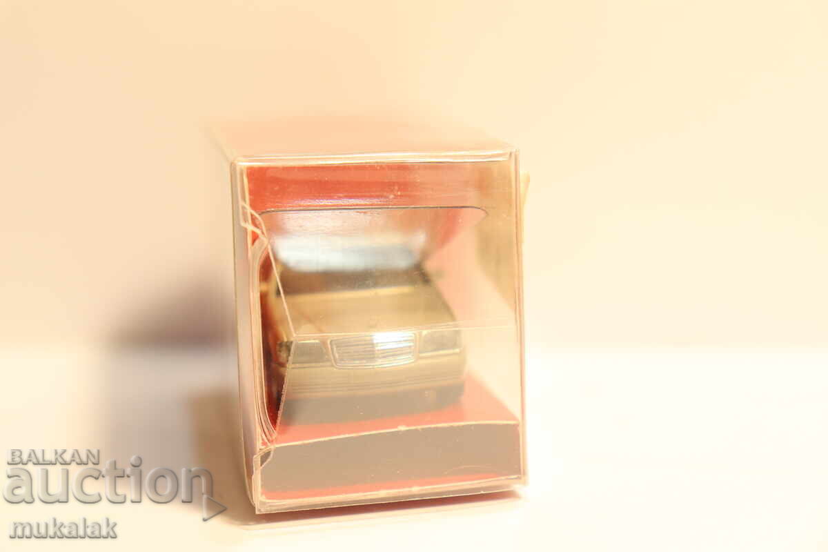 Licitație HERPA H0 1/87 MERCEDES BENZ S 600 CAMION DE COLECȚIE MODEL Licitație HERPA H0 1/87 MERCEDES BENZ S 600 CAMION DE COLECȚIE MODEL