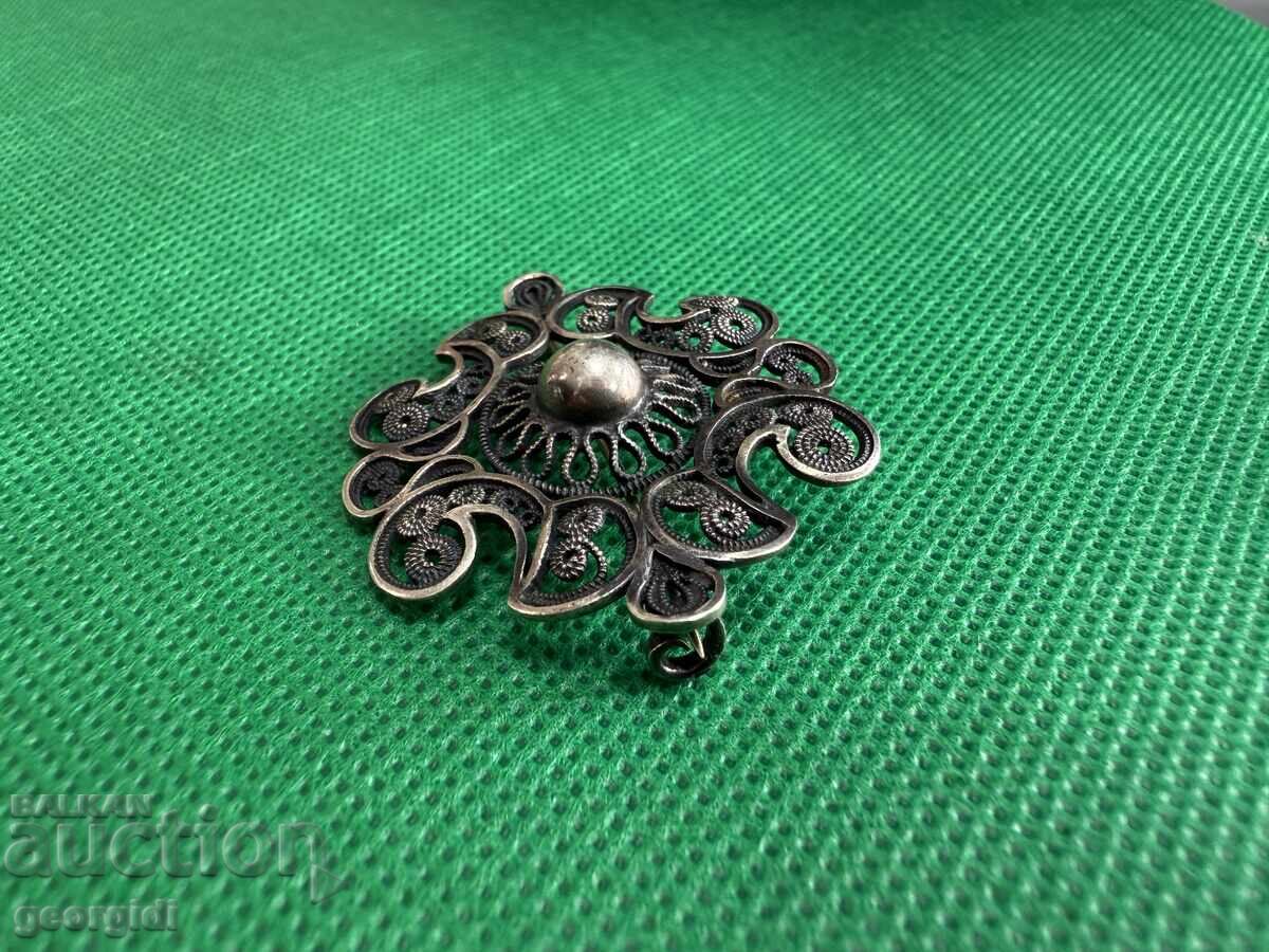 Licitație Broșă vintage din argint cu filigran. Nr. 7681