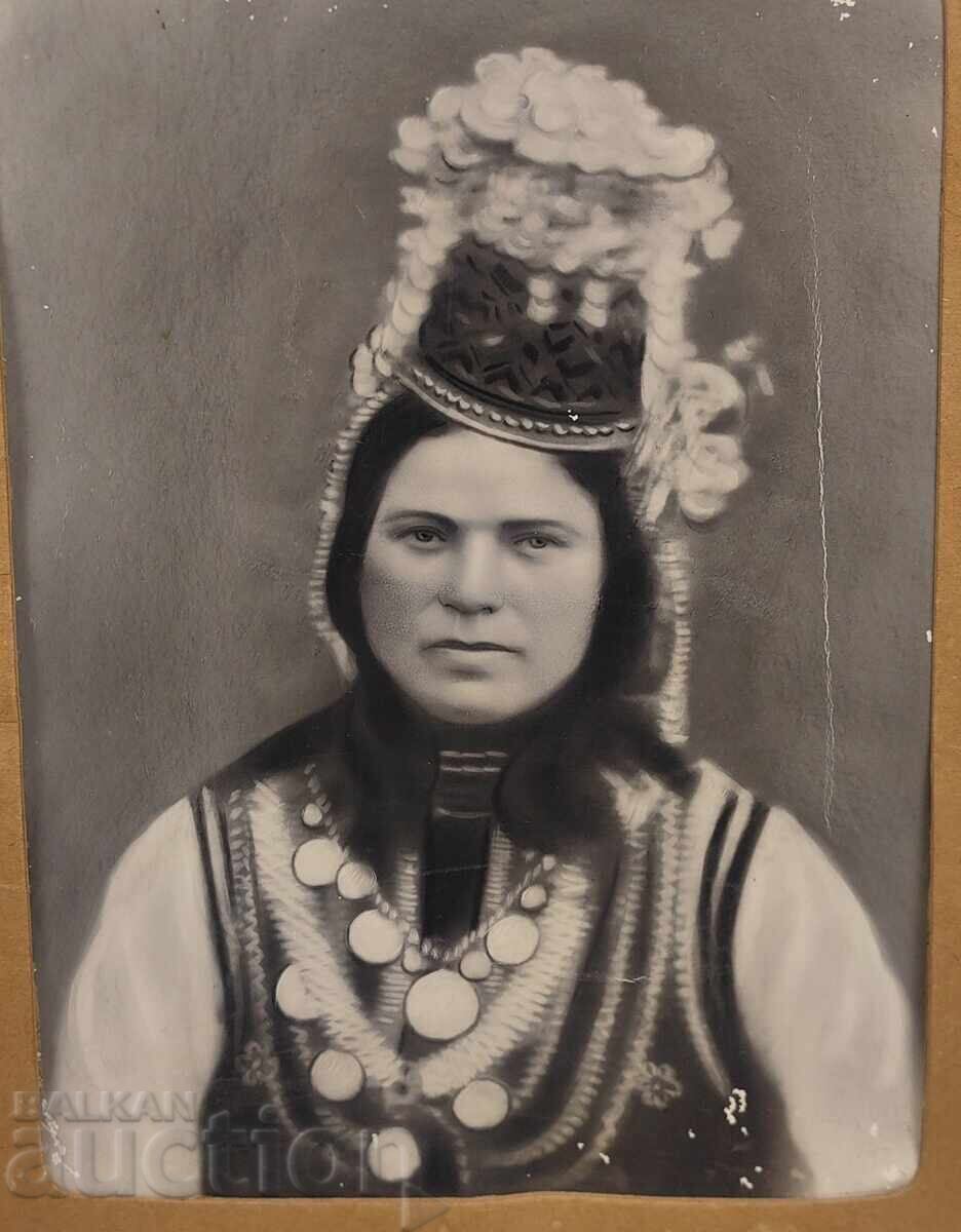 ROCHIE DE MIREASĂ NUPȚIALĂ DE MIREASĂ FOTOGRAFIE RETUȘATĂ MARE cu preț 149.00 BGN | € 76.18