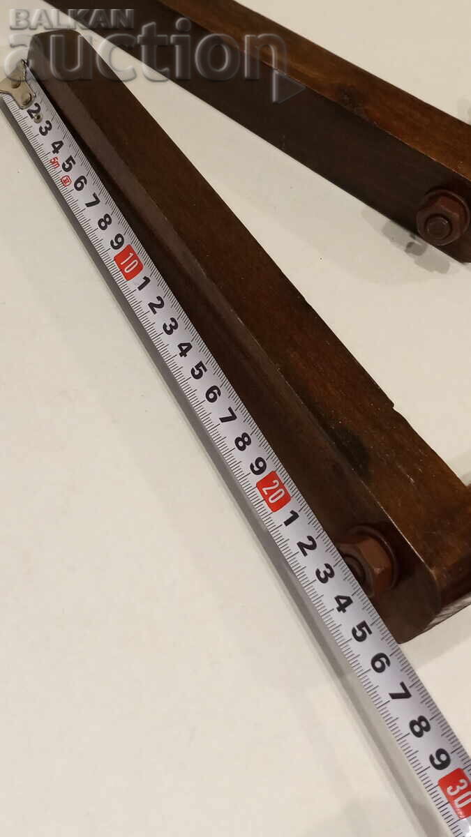 Delivery of Legs from an old sofa