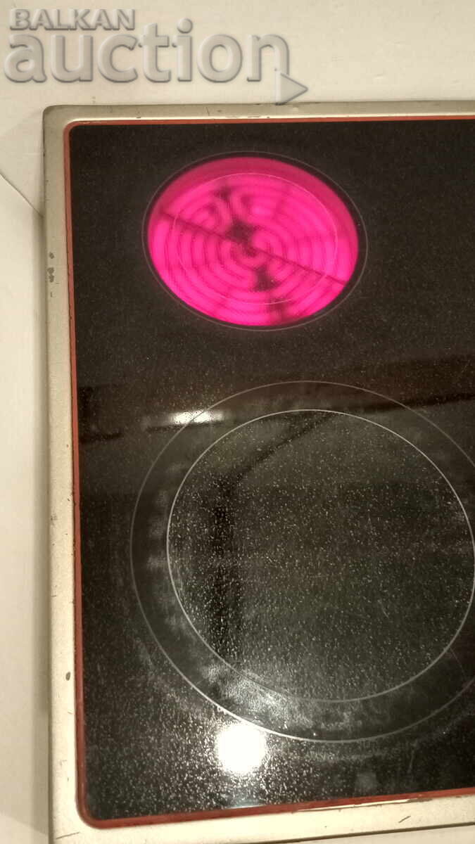 Auction  Glass ceramic hob