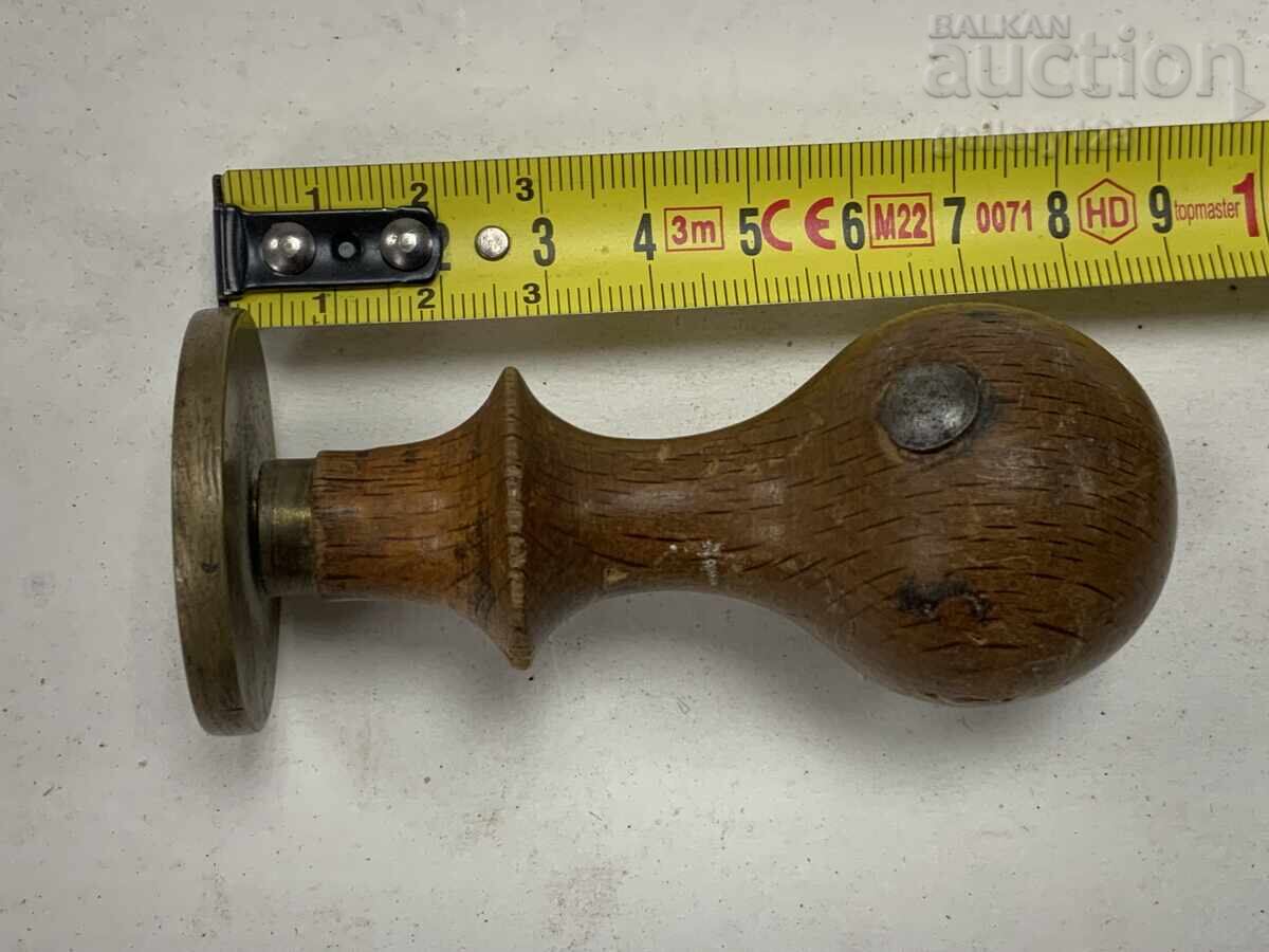 Sigiliu vechi cu preț 1.50 BGN | € 0.77 Sigiliu vechi cu preț 1.50 BGN | € 0.77