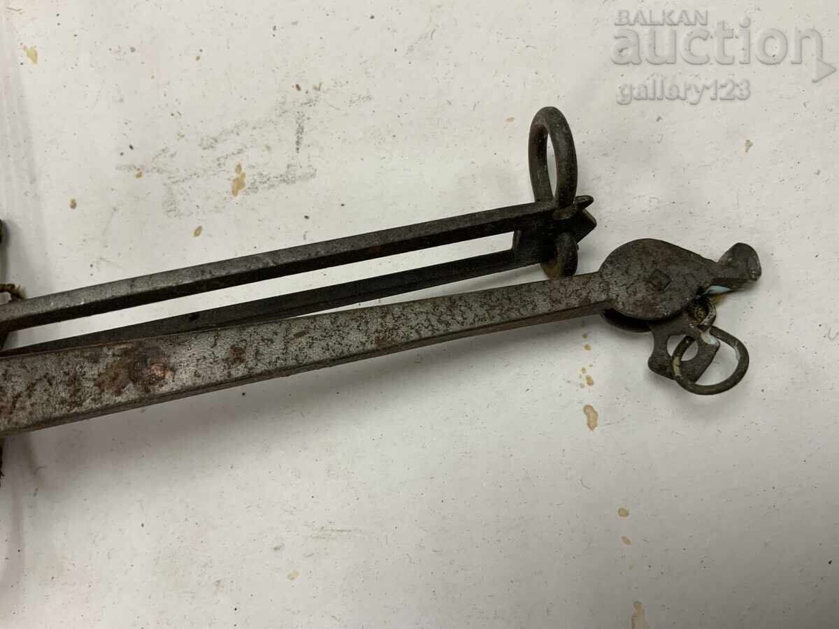 Balanta veche de bijuterie/farmacie, pana la 200 de grame - 5 Balanta veche de bijuterie/farmacie, pana la 200 de grame - 5